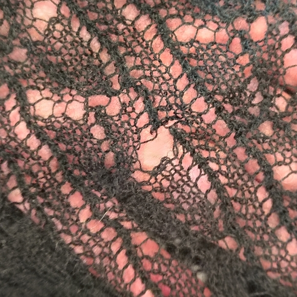 NORDSTROM SHRUG WOMES SZ SMALL 100% CASHMERE BLACK FRONT TIE SOFT CHIC LUXURY - Picture 5 of 8